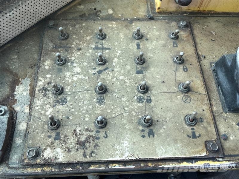 Svedala SKT Crawler Mounted Blasthole Drill Ostala oprema za bušenje