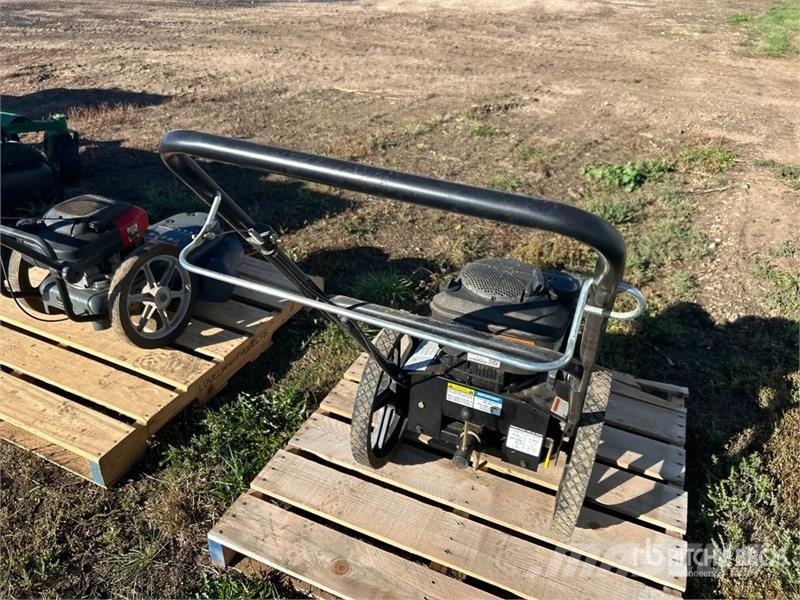  Swisher Trim-Max Walk Behind String Trimmer ماكينات تشذيب الأشجار