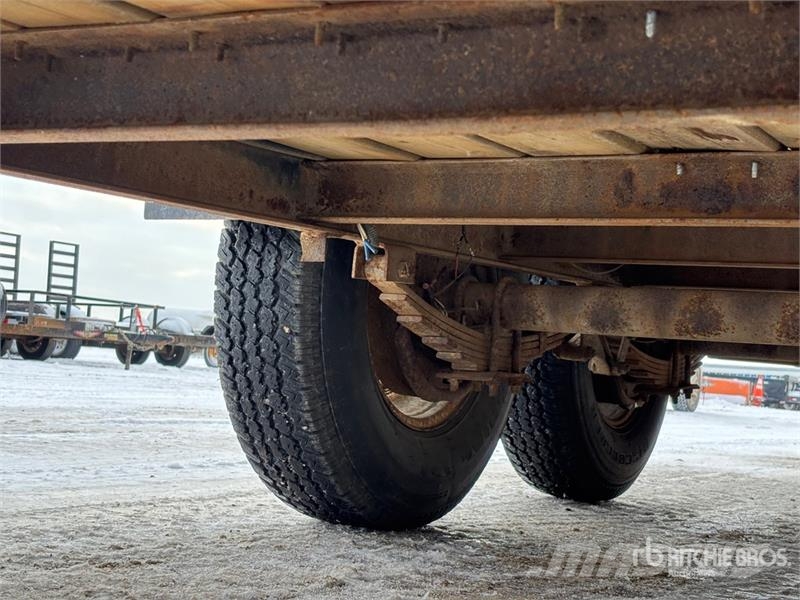  SWS 18 ft T/A Equipment Trailer Прицепы-Автовозы