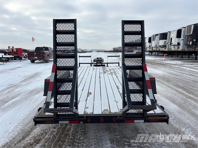  SWS 18 ft T/A Equipment Trailer Прицепы-Автовозы