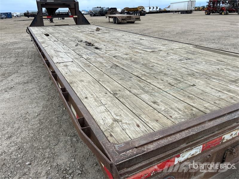 SWS 24 ft T/A Gooseneck Equipment Trailer Autotreilerid