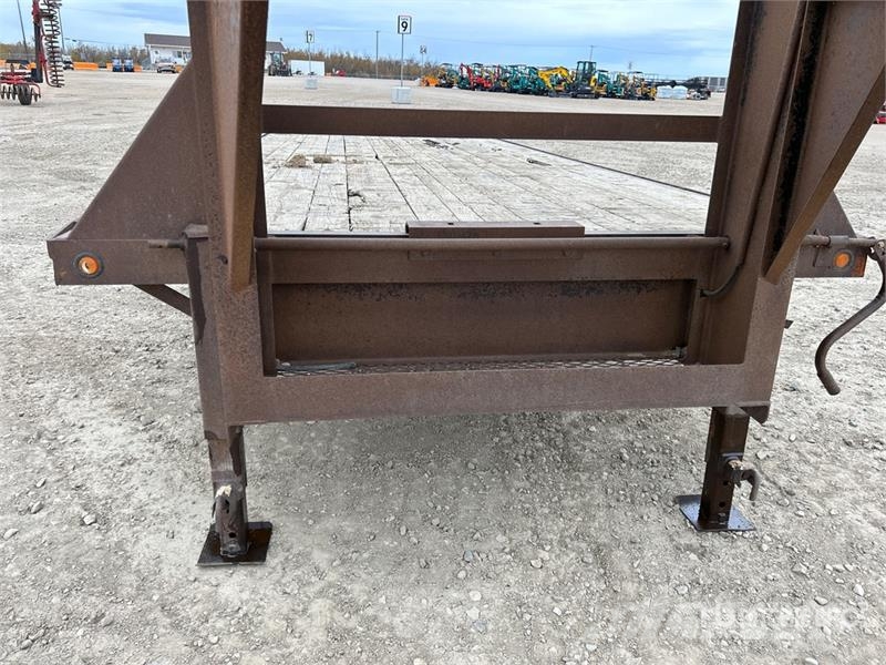 SWS 24 ft T/A Gooseneck Equipment Trailer Autotreilerid