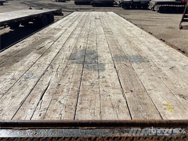 SWS 35 ft Tri/A Gooseneck Equipment Trailer Car carrier