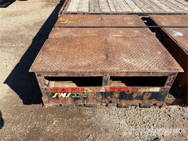 SWS 35 ft Tri/A Gooseneck Equipment Trailer Car carrier