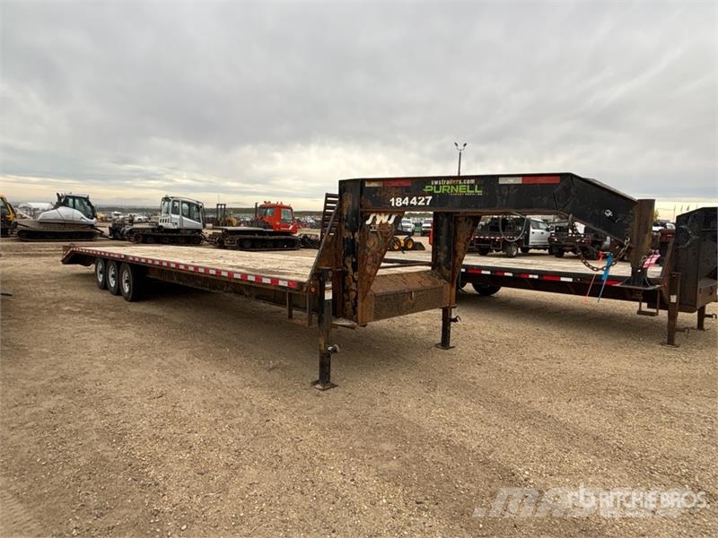 SWS 35 ft Tri/A Gooseneck Equipment Trailer Járműszállító pótkocsik