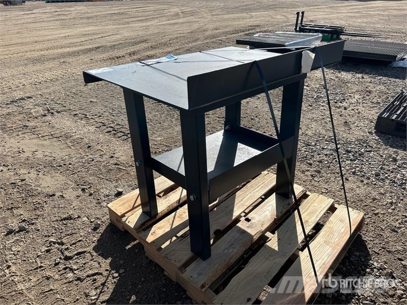 SWT3040 30 in x 40 in Heavy-Duty Welding Table (Un Drugi deli