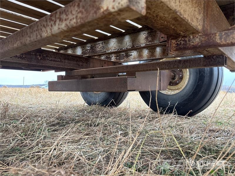 T/A 20 ft Bale Wagon Bale trailers