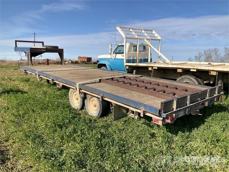 T/A 25 ft Bale Wagon Bale trailers