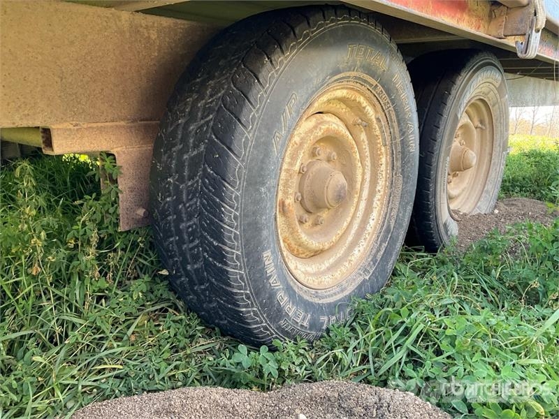 T/A 25 ft Bale Wagon Bale trailers