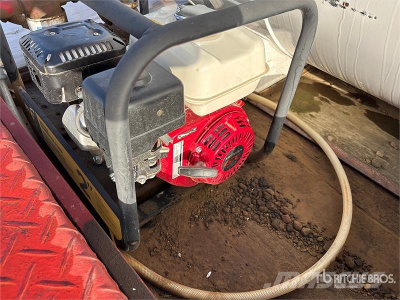 T/A Fuel Trailer 罐式拖车