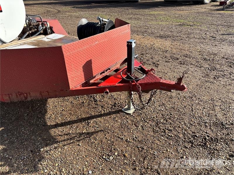 T/A Fuel Trailer 罐式拖车