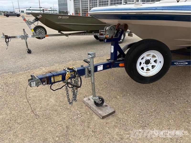  Tahoe 22 ft Bowrider Boat Работни лодки / Баркаси