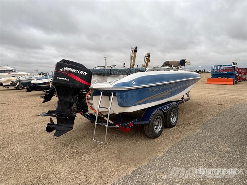  Tahoe 22 ft Bowrider Boat Работни лодки / Баркаси