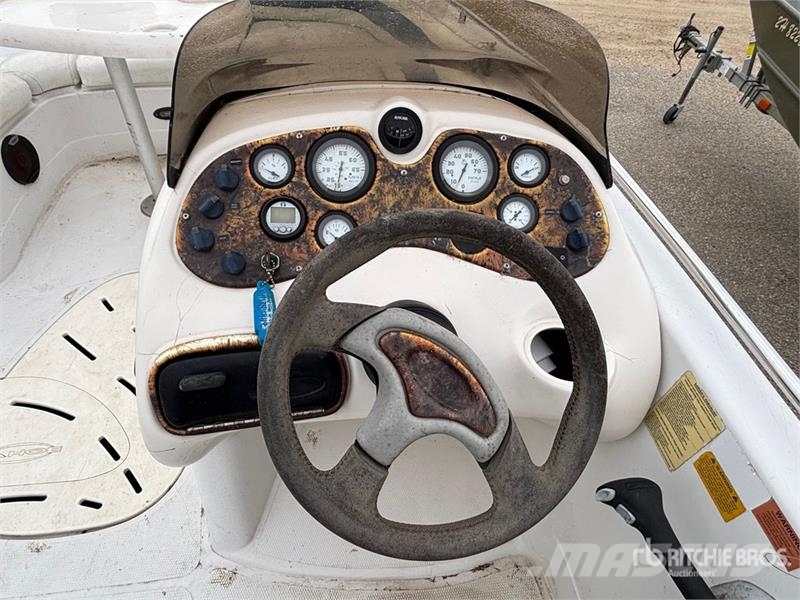  Tahoe 22 ft Bowrider Boat Работни лодки / Баркаси