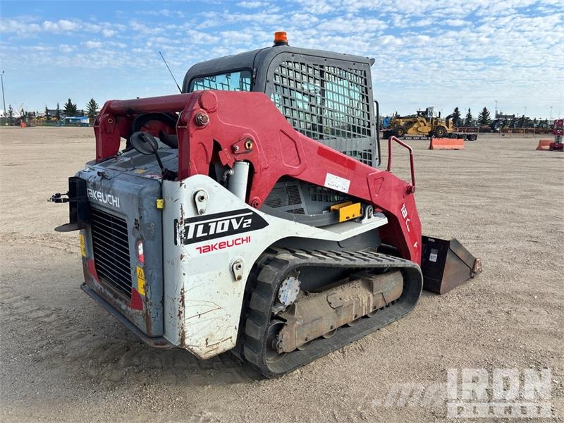 Takeuchi TL10V-2 Two-Speed Compact Track Loader Kompaktlastare