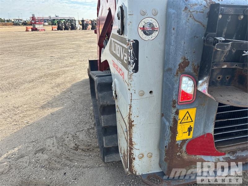 Takeuchi TL10V-2 Two-Speed Compact Track Loader Kompaktlastare