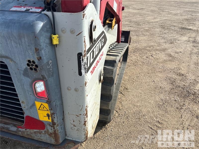 Takeuchi TL10V-2 Two-Speed Compact Track Loader Kompaktlastare