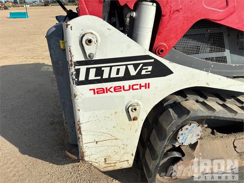 Takeuchi TL10V-2 Two-Speed Compact Track Loader Kompaktlastare