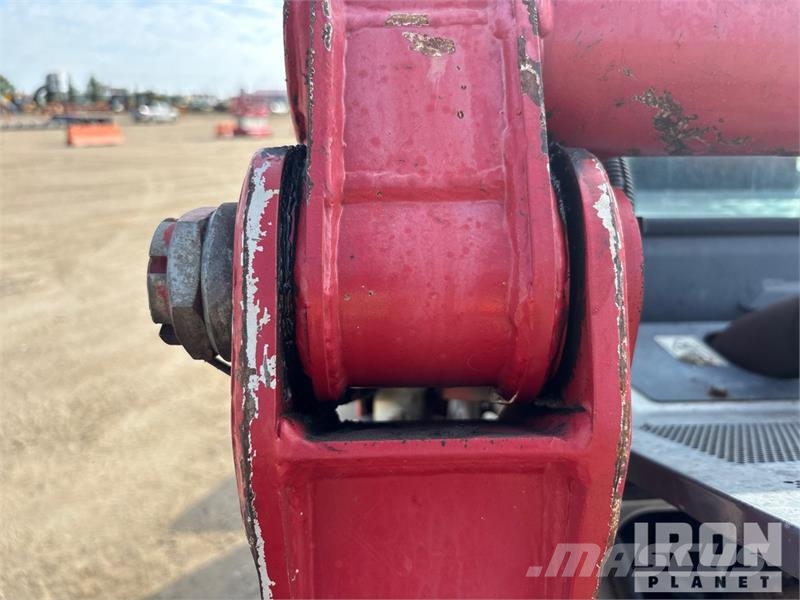 Takeuchi TL10V-2 Two-Speed Compact Track Loader Kompaktlastare