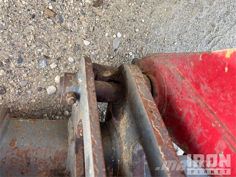 Takeuchi TL10V-2 Two-Speed Compact Track Loader Kompaktlastare