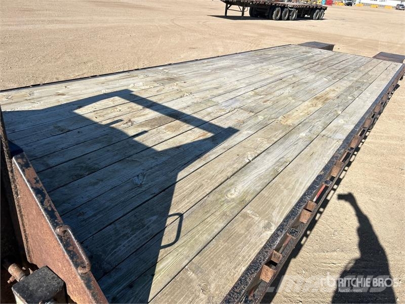 Tarnel 30 ft T/A Gooseneck Equipment Trailer Rimorchio per il trasporto di veicoli