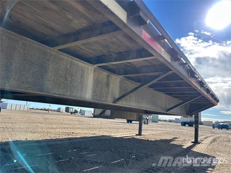 Tarnel 30 ft T/A Gooseneck Equipment Trailer Rimorchio per il trasporto di veicoli