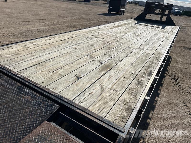 Tarnel 30 ft T/A Gooseneck Equipment Trailer Rimorchio per il trasporto di veicoli