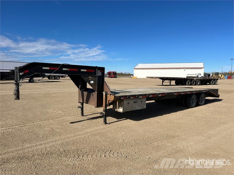 Tarnel 30 ft T/A Gooseneck Equipment Trailer Rimorchio per il trasporto di veicoli
