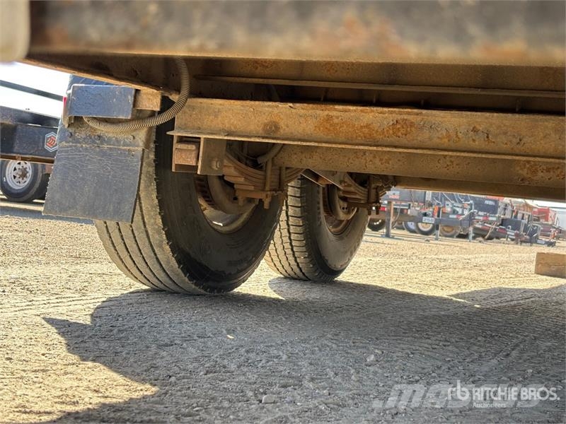 Tarnet 18 ft T/A Equipment Trailer Oprijwagen