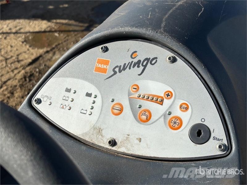 Taski Swingo Walk-Behind Floor Scrubber Autre remorque agricole