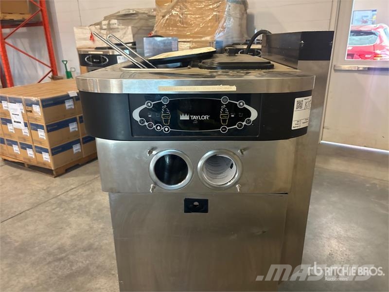 Taylor Crown C723-33 Soft Serve Ice Cream Machine Sonstige Landmaschinen