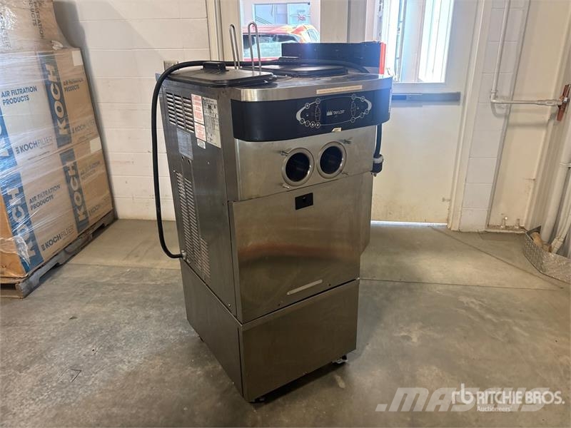 Taylor Crown C723-33 Soft Serve Ice Cream Machine Sonstige Landmaschinen