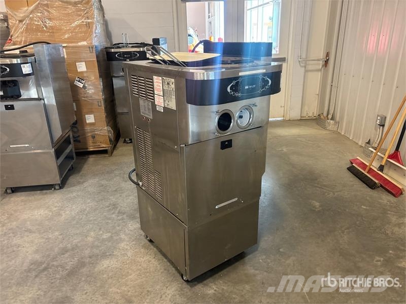Taylor Crown C723-33 Soft Serve Ice Cream Machine Sonstige Landmaschinen