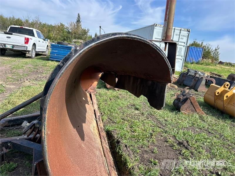 Tenco TC-95 13 ft Snow Plow Lumiaurat