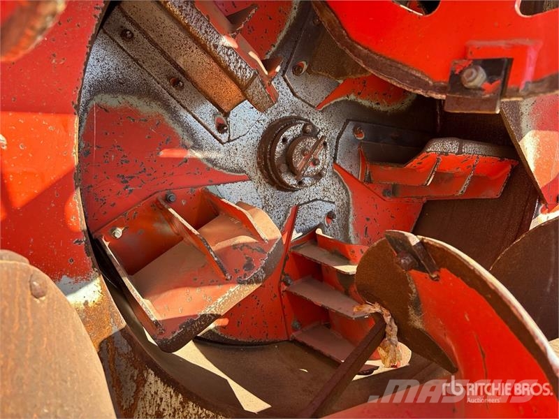 Tenco TCS-202A-LMM CA275 9 ft 2 in Snow Blower - F Lumefreesid