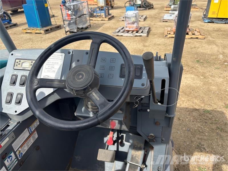 Tennant S30 Otros remolques