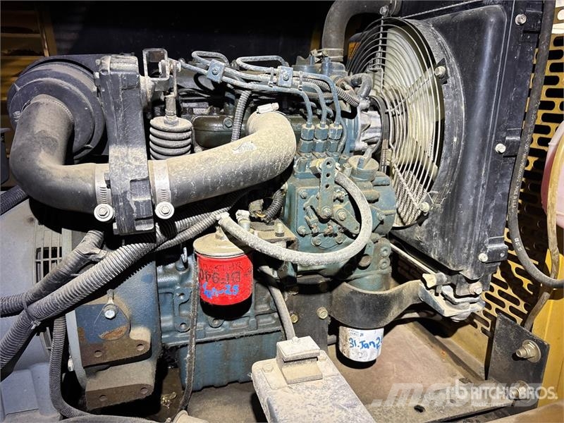 Terex AL5000 拖车式灯塔