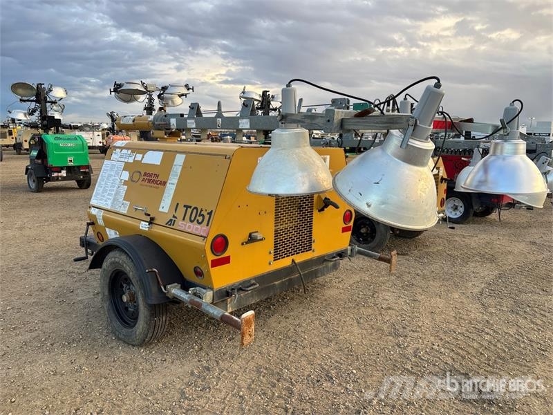 Terex AL5000 拖车式灯塔