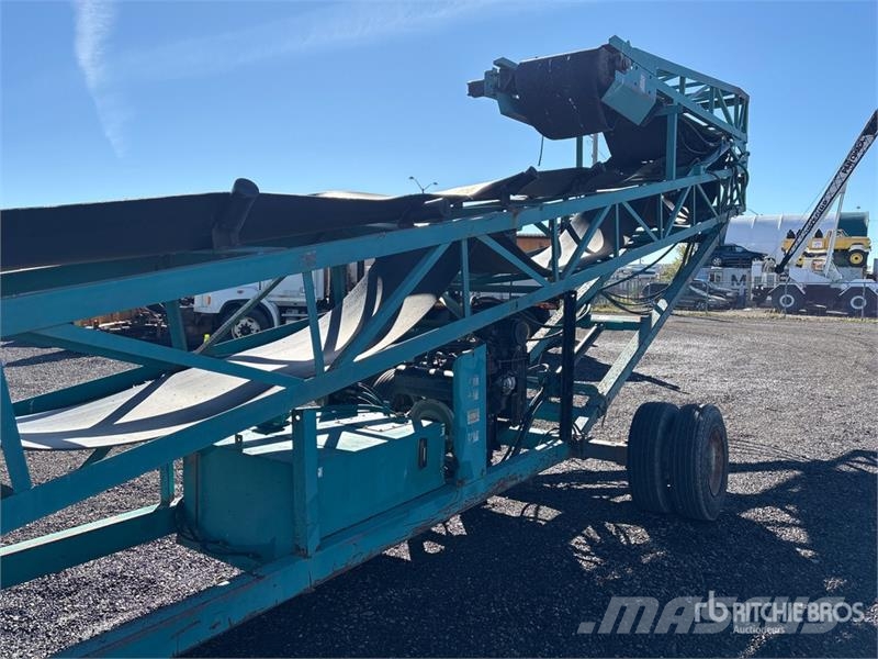 Terex Powerscreen M85 30 in x 60 ft Portable Radial Stac Otros