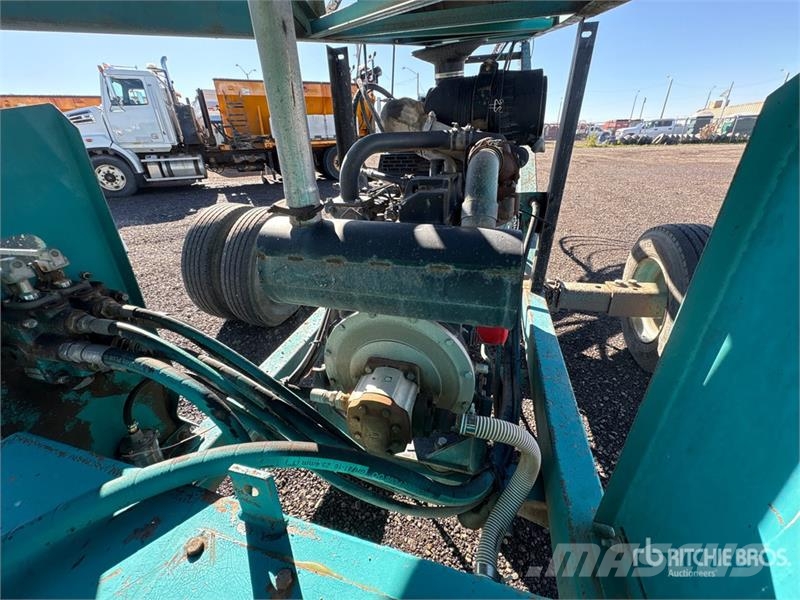 Terex Powerscreen M85 30 in x 60 ft Portable Radial Stac Otros