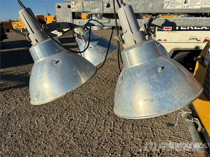 Terex RL4 Освітлювальні вежі