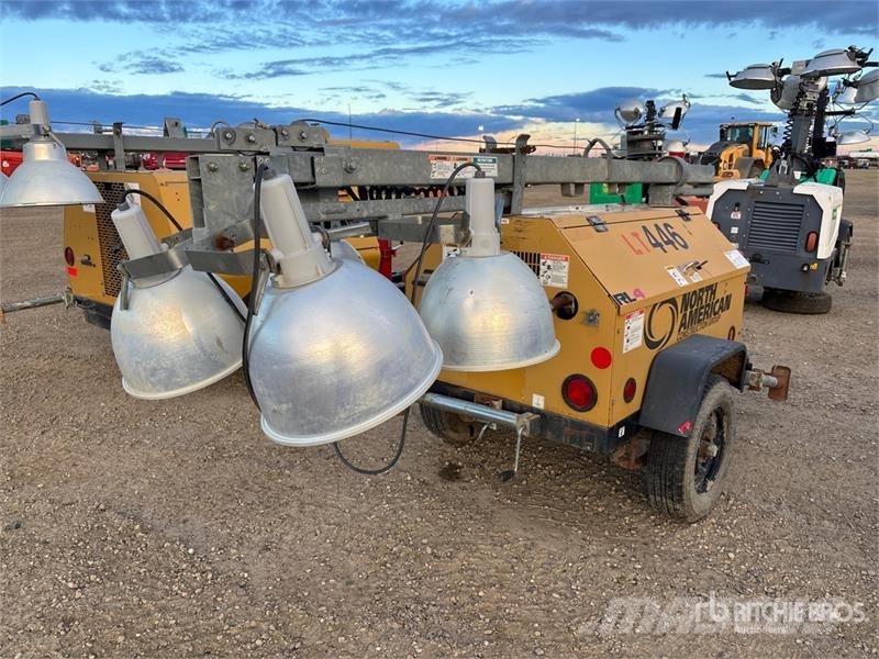 Terex RL4 拖车式灯塔