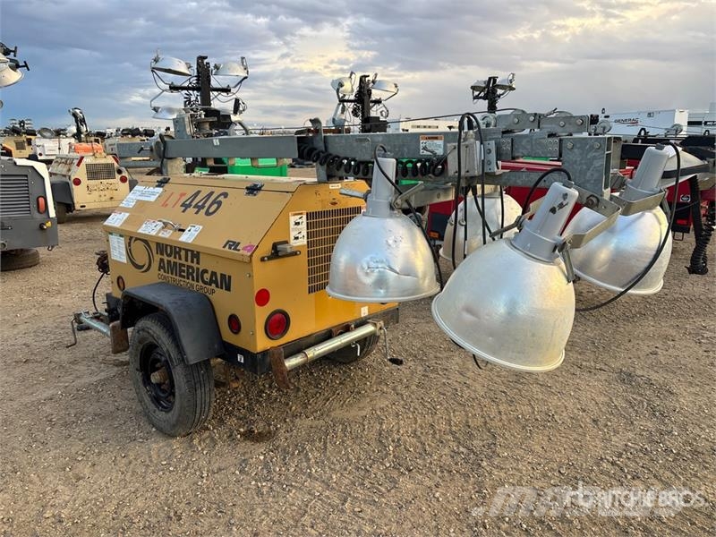 Terex RL4 拖车式灯塔