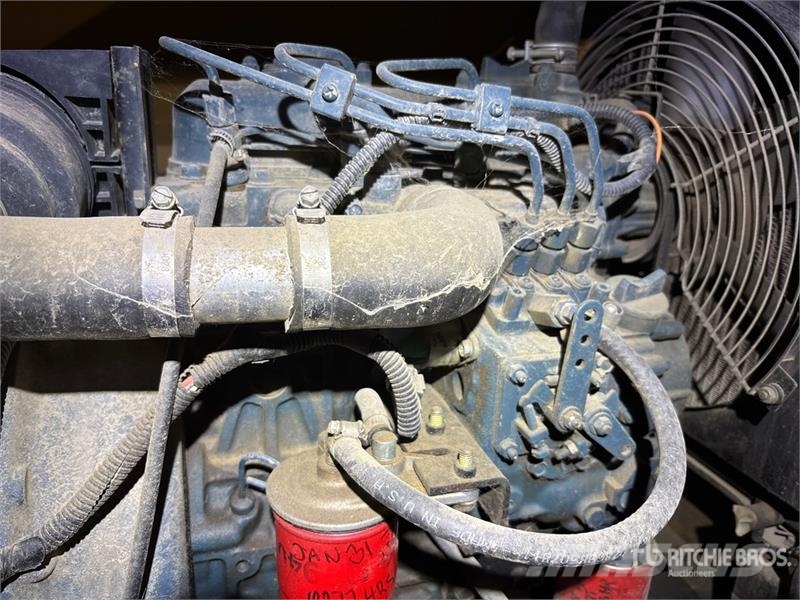 Terex RL4 拖车式灯塔