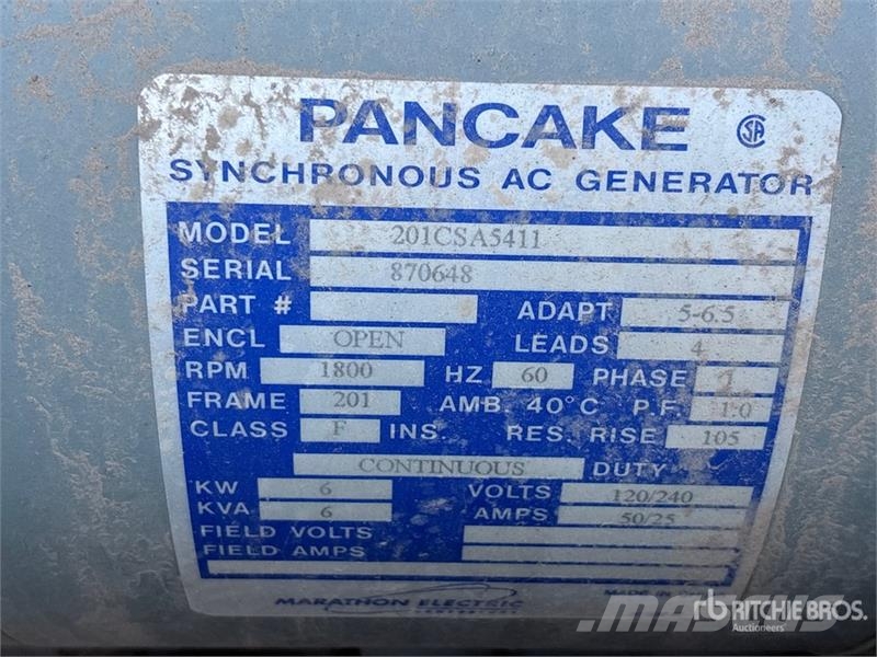 Terex RL4 拖车式灯塔