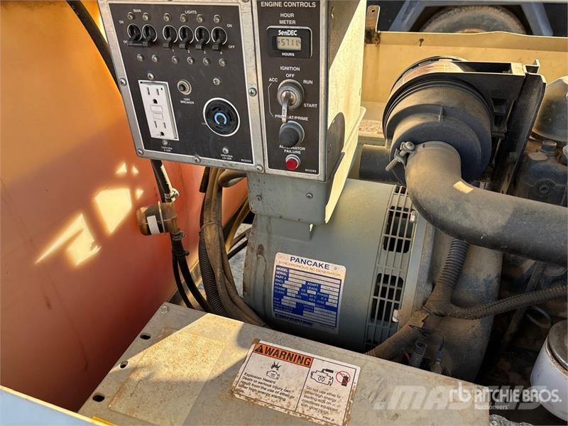 Terex RL4000 Освітлювальні вежі