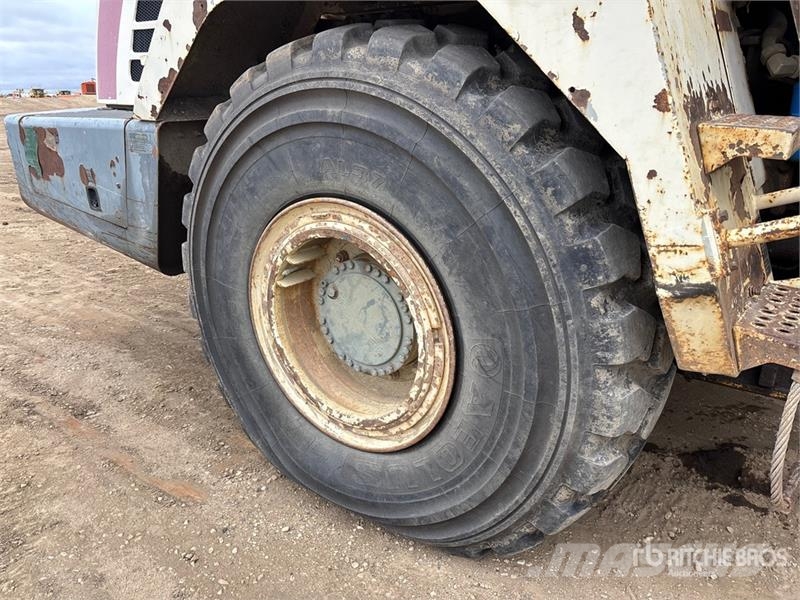 Terex TA30 Zglobni demperji