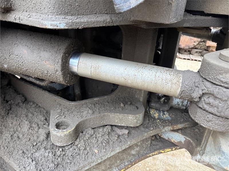 Terex TA30 Zglobni demperji