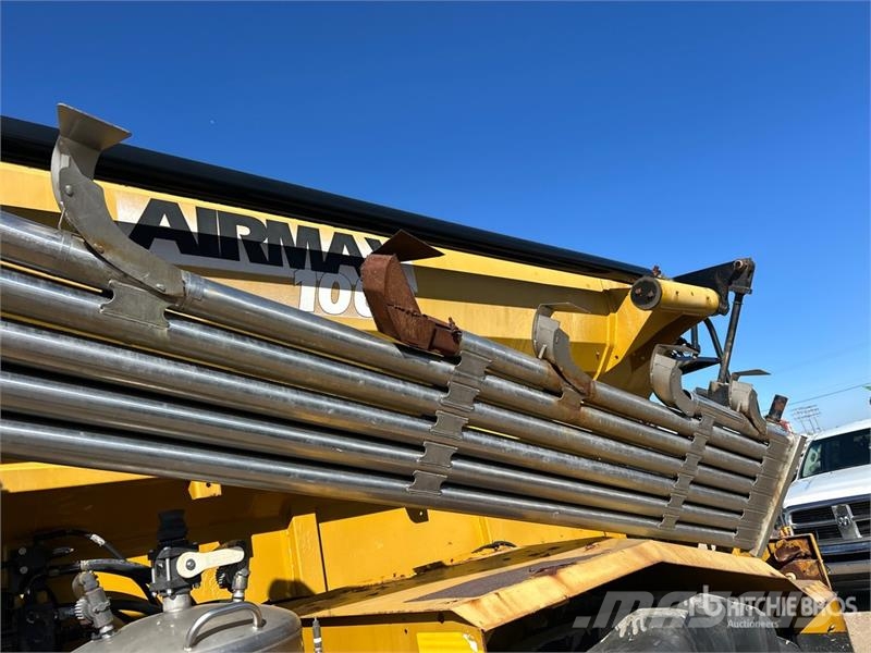  Terra-Gator 8104 70 ft Air Boom 4x2 Self-Propelled Kunstgjødselspreder