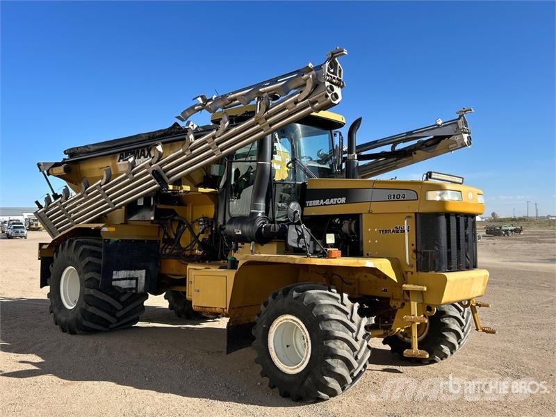  Terra-Gator 8104 70 ft Air Boom 4x2 Self-Propelled Kunstgjødselspreder